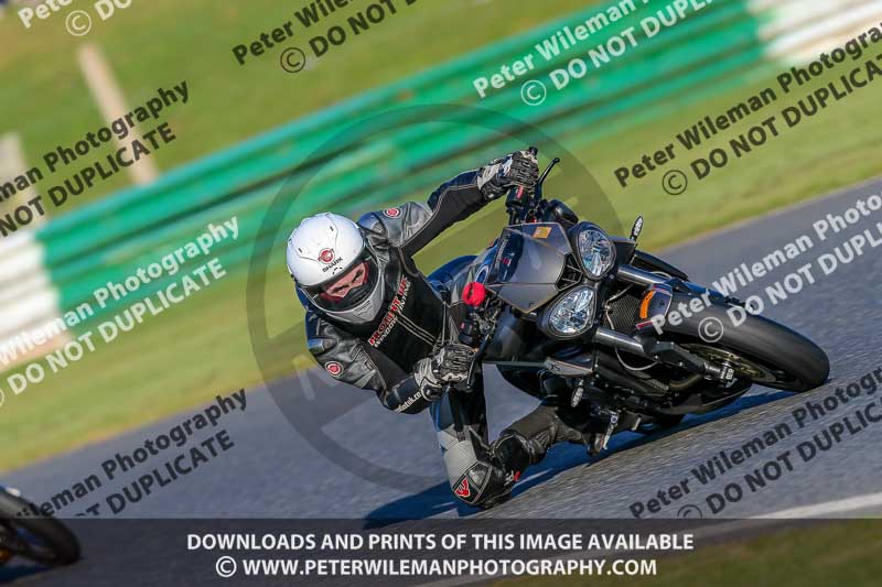 PJ Motorsport Photography 2018;enduro digital images;event digital images;eventdigitalimages;mallory park;mallory park photographs;mallory park trackday;mallory park trackday photographs;no limits trackdays;peter wileman photography;racing digital images;trackday digital images;trackday photos